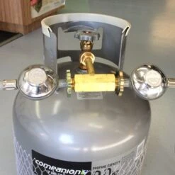 POL Gas Adapter Dual Outlet -CAMPING PLUS Shop Gas Adapter POL Dual Outlet 02