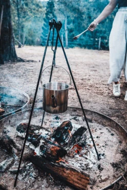 Campfire 1m Steel Tripod